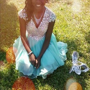 beautiful blue promgirl formal dress